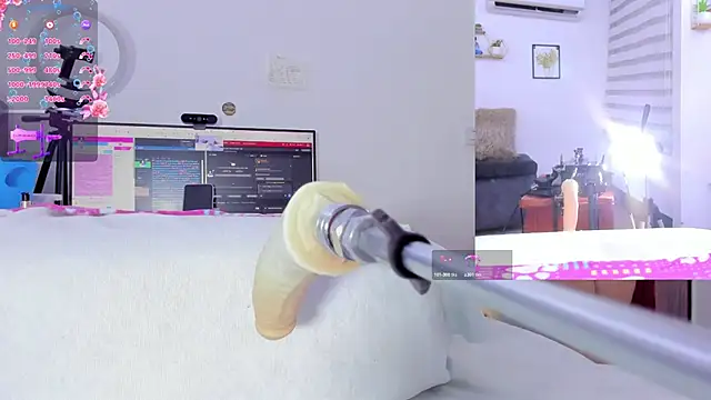 Soraya Davis online show from 2, 11, 2025