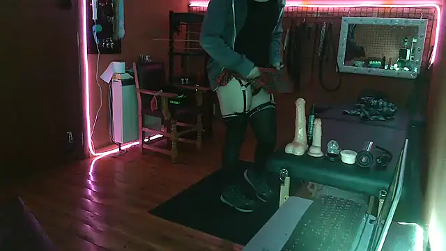 Ginny-the-bdsm-nympho online show from 2, 2, 2025