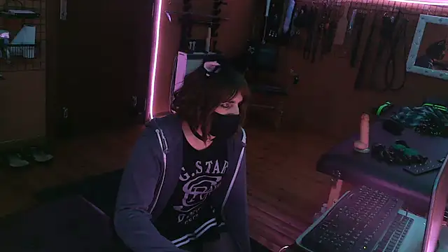 Ginny-the-bdsm-nympho online show from 13, 11, 2025