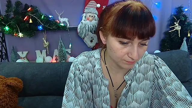 NinaFlawlees online show from 9, 12, 2024