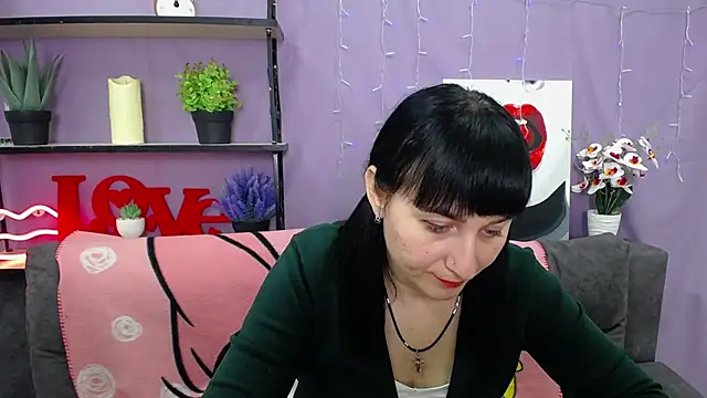 NinaFlawlees online show from 13, 3, 2025