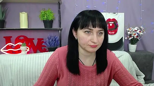 NinaFlawlees online show from 19, 3, 2025