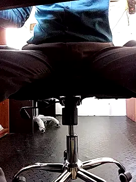 Snapshot of robinsan1010 chatting on 20, 3, 2025 robinsan1010 online show from 20, 3, 2025