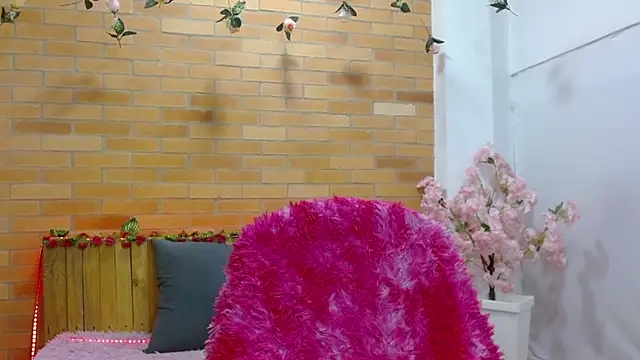 Snapshot of adriscute chatting on 6, 6, 2026 adriscute online show from 6, 6, 2026