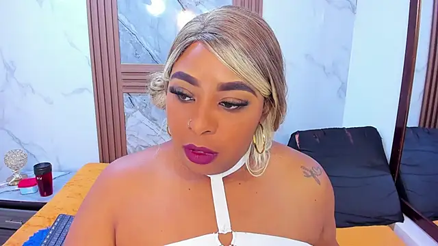 HannyMansonh online show from 7, 3, 2025