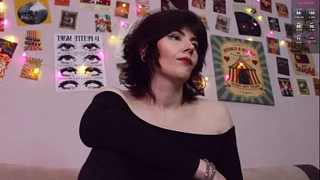 Luna Blake online show from 18, 3, 2026