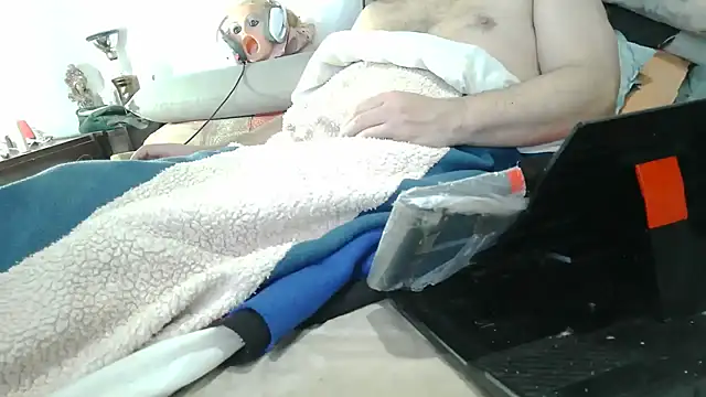 Snapshot of messi_syssy chatting on 9, 4, 2026 messi syssy online show from 9, 4, 2026