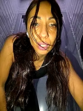 LeticiaWoods online show from 22, 10, 2025