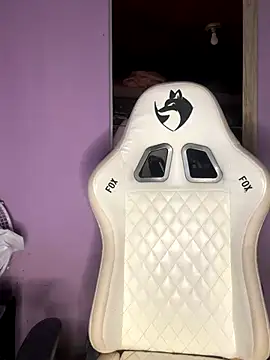 Snapshot of bunnydark00 chatting on 28, 10, 2025 bunnydark00 online show from 28, 10, 2025