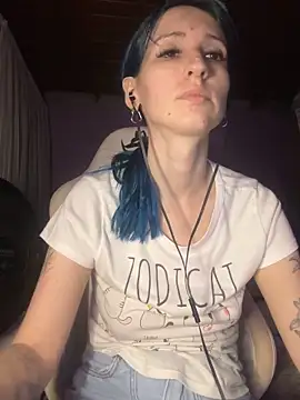 Snapshot of bunnydark00 chatting on 4, 3, 2026 bunnydark00 online show from 4, 3, 2026