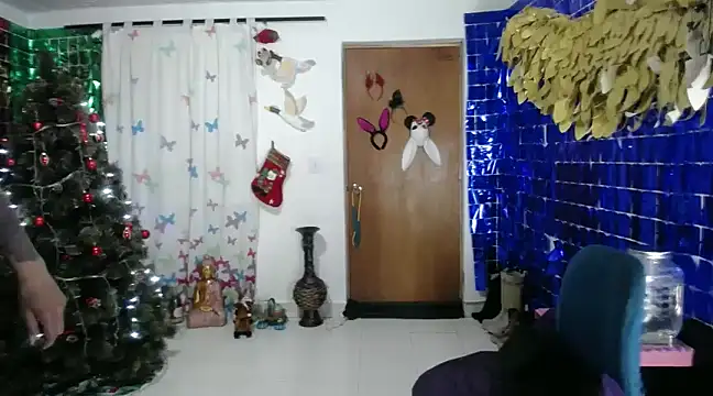 Snapshot of Sweett_Anya chatting on 1, 1, 2025 Sweett Anya online show from 1, 1, 2025