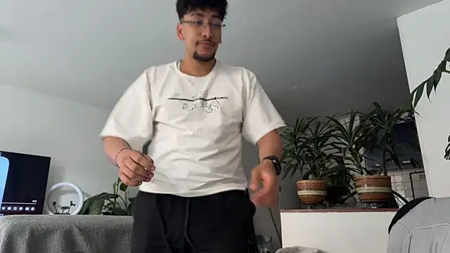 Snapshot of TatoKat chatting on 3, 6, 2026 TatoKat online show from 3, 6, 2026