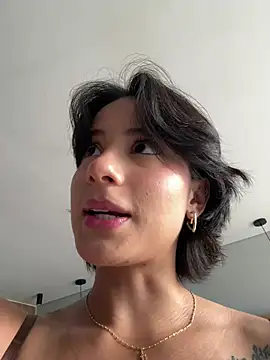 Ale Lewis online show from 9, 8, 2026