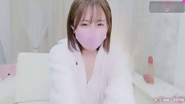 Snapshot of Yuu__k chatting on 27, 10, 2025 Yuu  k online show from 27, 10, 2025