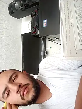 Snapshot of Stiven088 chatting on 22, 12, 2025 Stiven088 online show from 22, 12, 2025