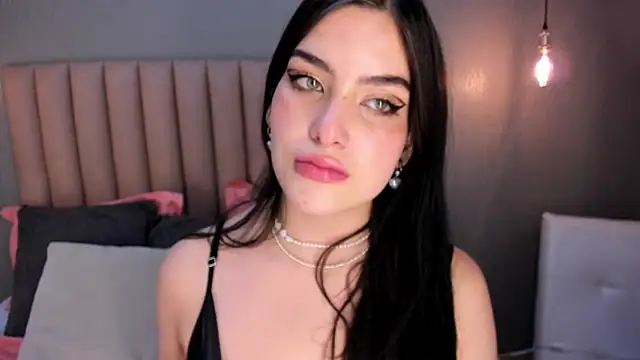 Alexa Thaylor  online show from 10, 3, 2025