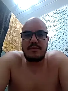 RobertoBuzios22 online show from 15, 12, 2024