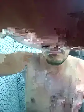 RobertoBuzios22 online show from 5, 11, 2025