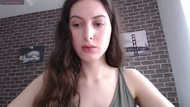  Hot Lady  online show from 3, 3, 2025