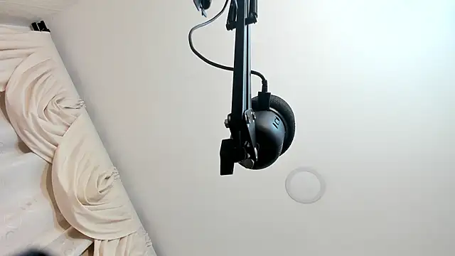 Snapshot of sarita_loven chatting on 27, 2, 2026 sarita loven online show from 27, 2, 2026