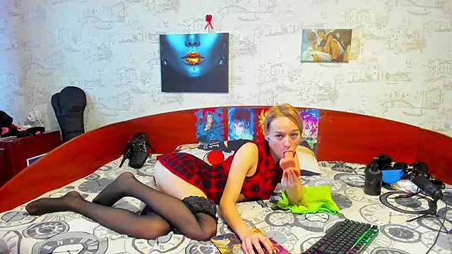 KagamiTayga online show from 13, 3, 2025