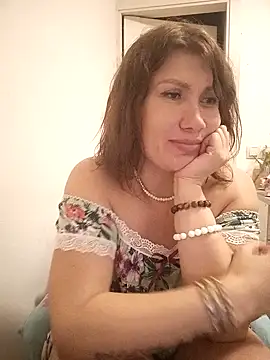 Snapshot of ROXOLANAA_SEXY chatting on 18, 10, 2025 ROXOLANAA SEXY online show from 18, 10, 2025