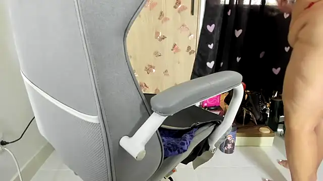 anawatson online show from 6, 4, 2026