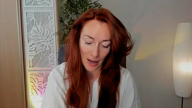RebeccaMartinez online show from 15, 5, 2026