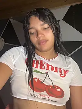 Snapshot of emilyharber chatting on 24, 10, 2025 emilyharber online show from 24, 10, 2025