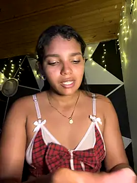 Snapshot of emilyharber chatting on 6, 11, 2025 emilyharber online show from 6, 11, 2025