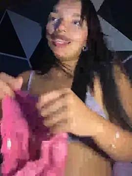 Snapshot of emilyharber chatting on 28, 11, 2025 emilyharber online show from 28, 11, 2025