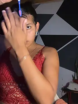 Snapshot of emilyharber chatting on 5, 12, 2025 emilyharber online show from 5, 12, 2025