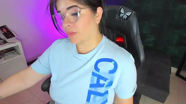 BellaFlaming online show from 16, 1, 2025