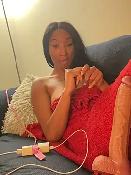 Iceblanca online show from 2, 11, 2025