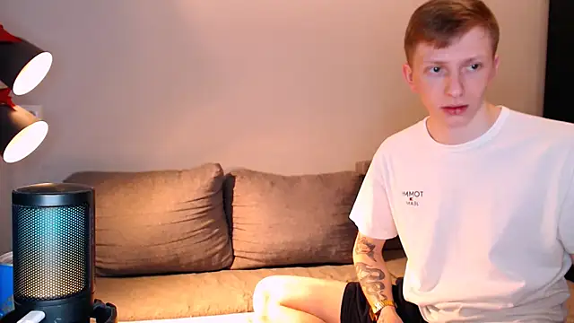 juliaanddima online show from 24, 11, 2025