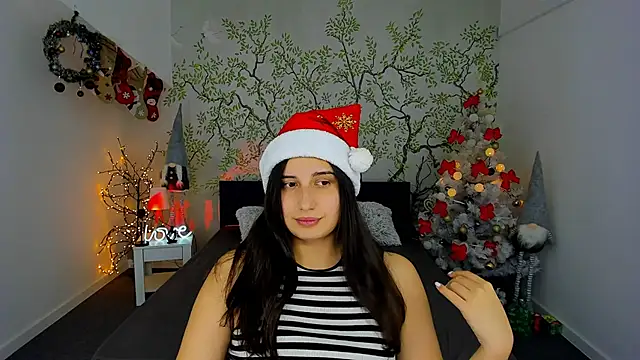 Snapshot of Linda_EX chatting on 23, 12, 2024 Linda EX online show from 23, 12, 2024