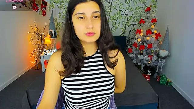 Snapshot of Linda_EX chatting on 4, 1, 2025 Linda EX online show from 4, 1, 2025