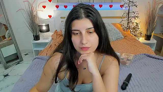 Snapshot of Linda_EX chatting on 4, 3, 2025 Linda EX online show from 4, 3, 2025