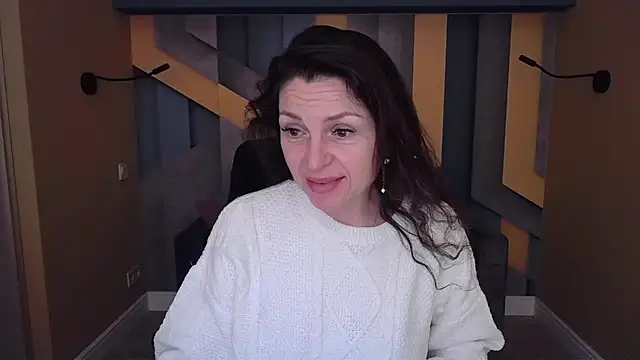 Snapshot of EllaLong chatting on 19, 1, 2026 EllaLong online show from 19, 1, 2026