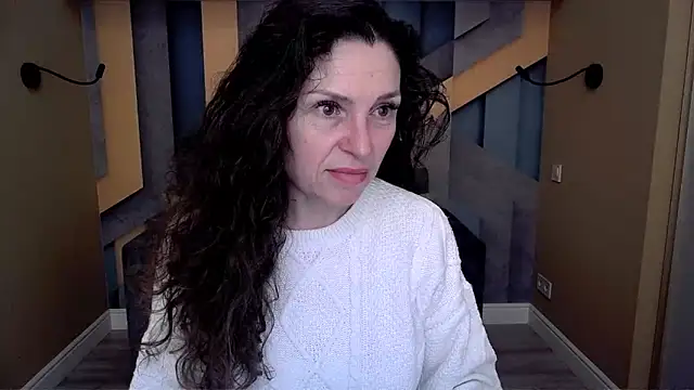 Snapshot of EllaLong chatting on 28, 2, 2026 EllaLong online show from 28, 2, 2026