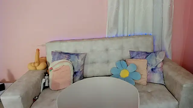 Snapshot of tinysara chatting on 6, 3, 2025 tinysara online show from 6, 3, 2025