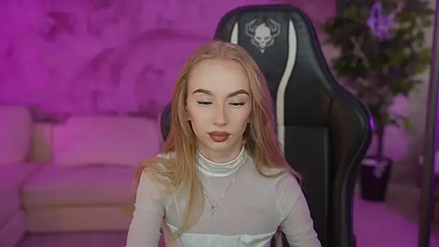 Amelia Blaze online show from 12, 2, 2025