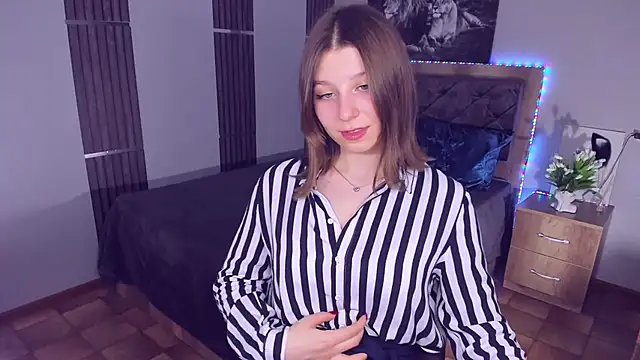 Snapshot of RinaMoore chatting on 14, 3, 2025 RinaMoore online show from 14, 3, 2025