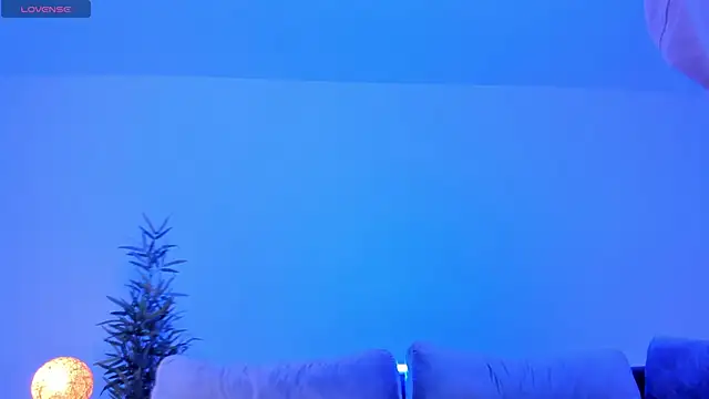 charlottewhitte online show from 3, 2, 2025