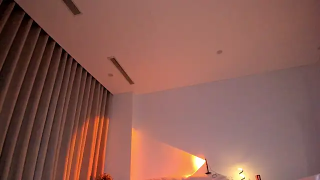 kawaii mia online show from 7, 1, 2025