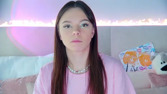 ElisabethDavis online show from 1, 2, 2025