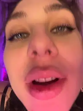 Snapshot of Your_insomniya chatting on 7, 11, 2025 Your insomniya online show from 7, 11, 2025