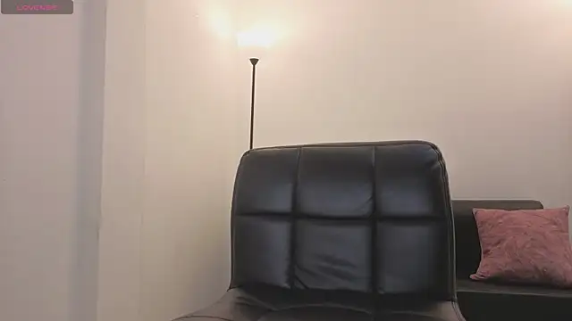 Snapshot of camiilaa1 chatting on 7, 7, 2026 camiilaa1 online show from 7, 7, 2026