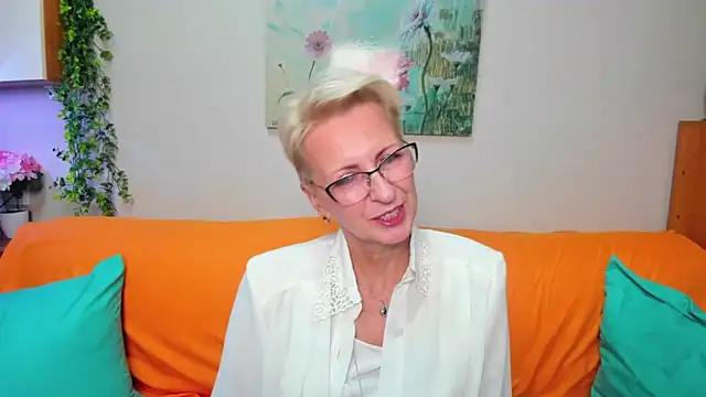 iamyourdream89 online show from 8, 10, 2025