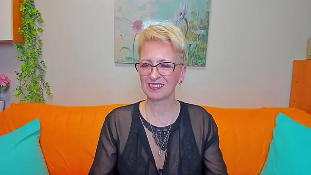 iamyourdream89 online show from 16, 3, 2026